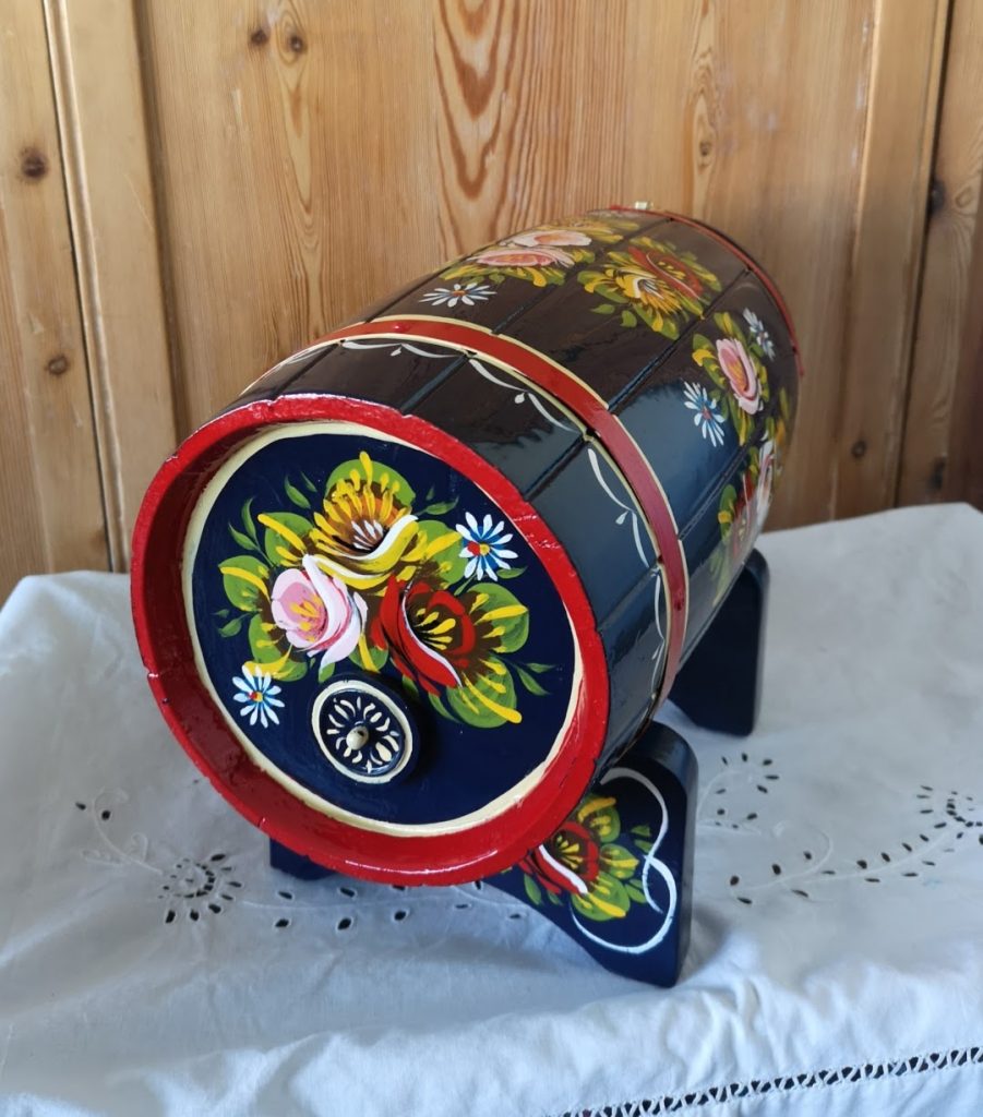 canal art roses and castles canalia canalware barrel 